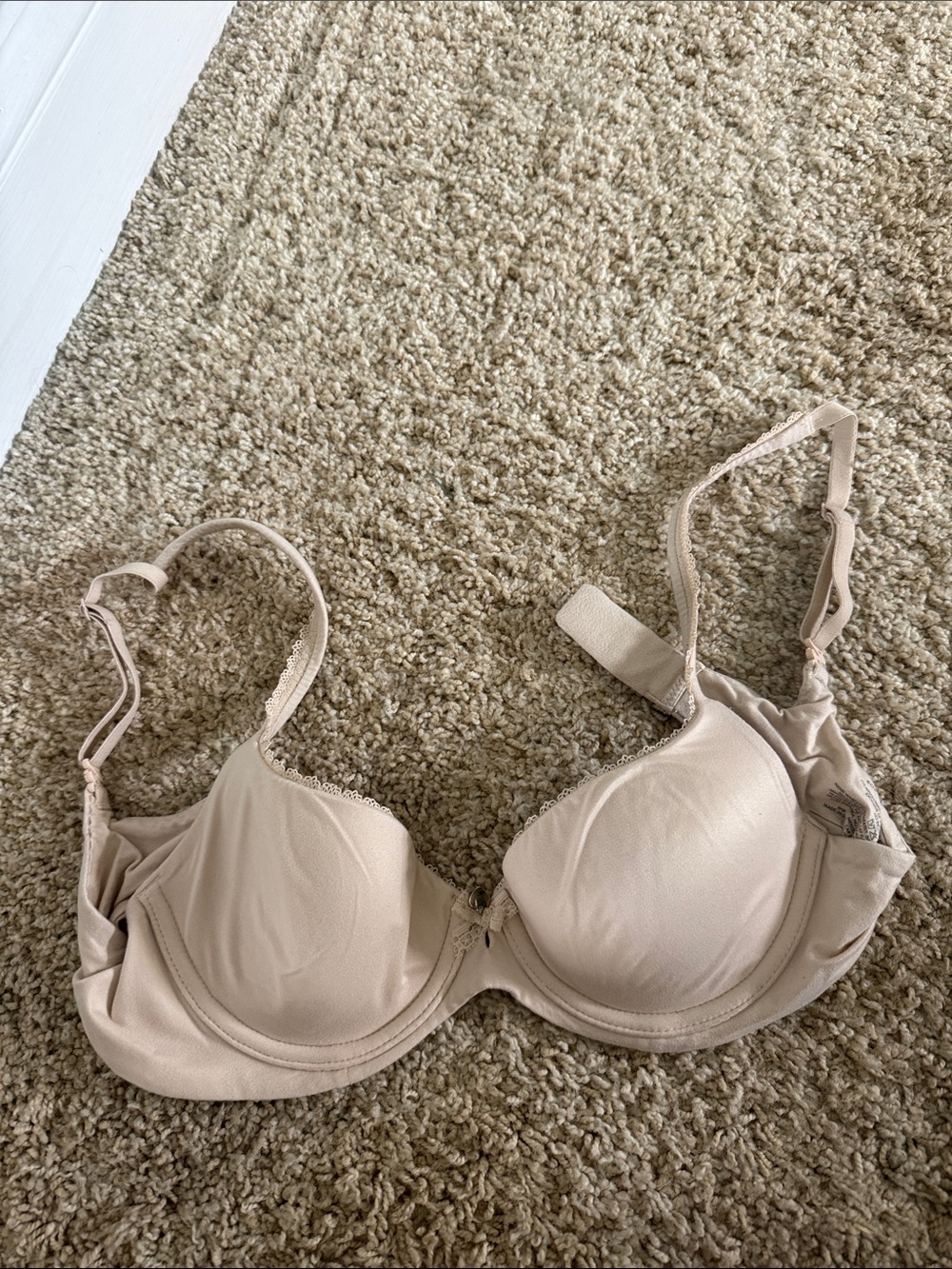 Victoria's Secret Light Nude Underwire T-Shirt Bra